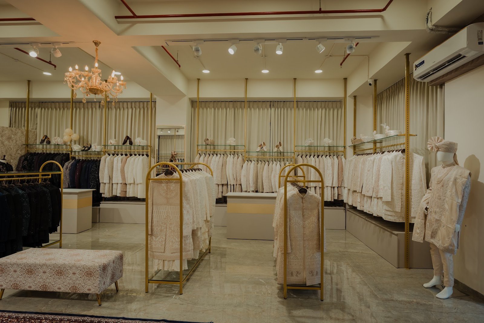 The House of Vastra Gurukul Road store interior